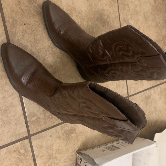 Rampage western style boots - Picture 3 of 5